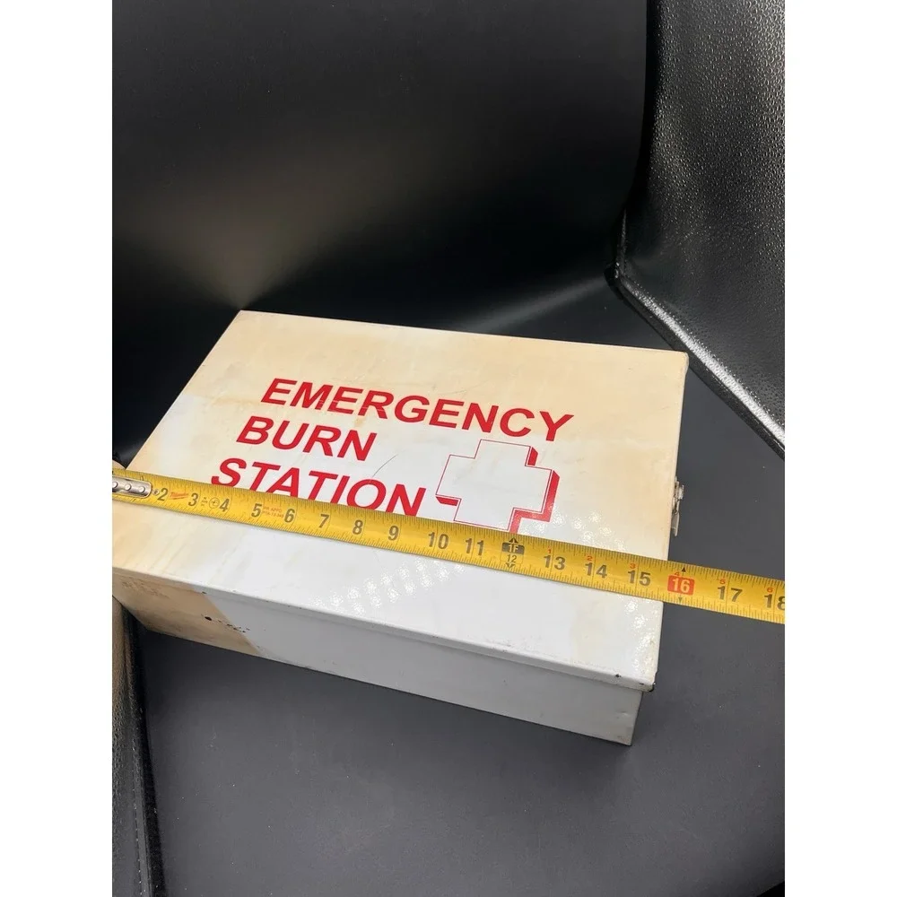 Vintage Emergency Burn Station First‎ Aid Steel Box Only Empty No Supplies